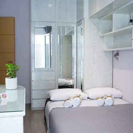 Modern Est.6 Apartment
