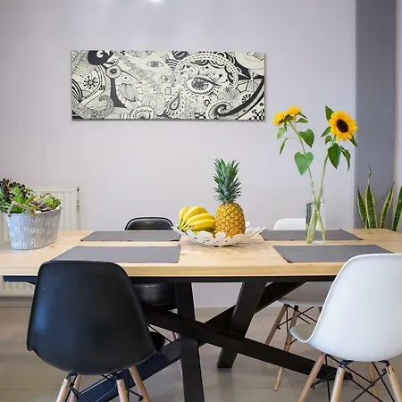 Modern Est.6 Apartment